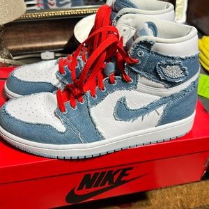 Jordan 1 Retro HI OG DENIM with original box.  Men’s Size 9 / women’s 10.5. Mint